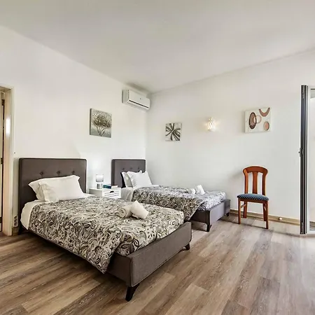 Casa Felicidadi Olhos de Agua (Albufeira)